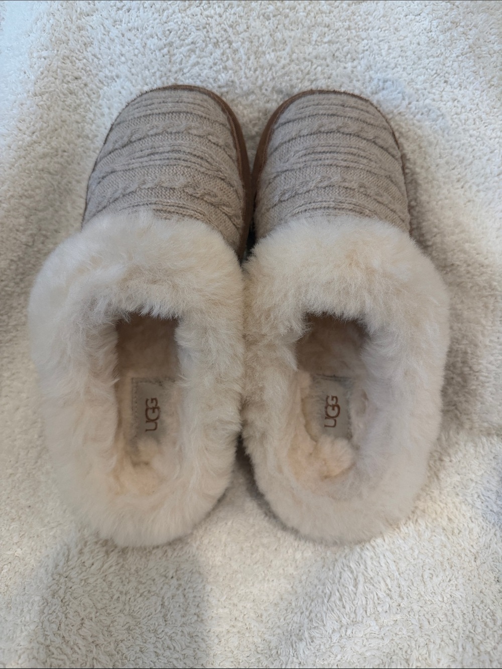 UGG Cluggette Cabelle Knit Slipper - Women's NEW IN BOX - Picture 2 of 12